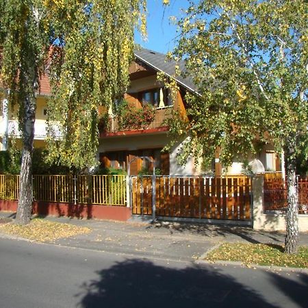 Viragoskert Apartman Hévíz Exteriér fotografie
