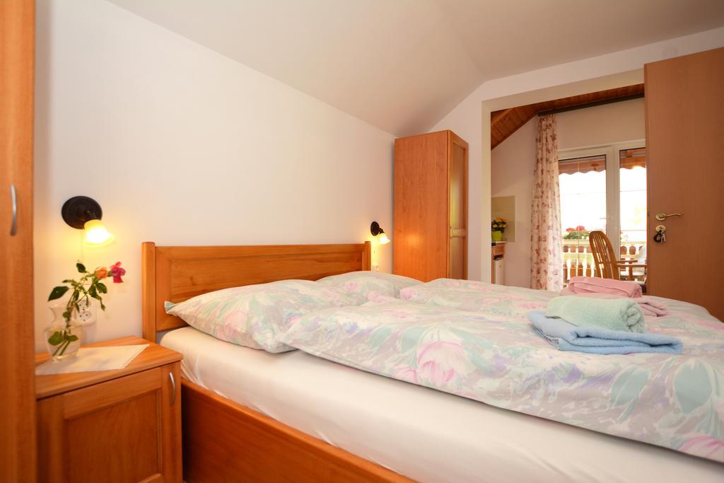 Viragoskert Apartman Hévíz Pokoj fotografie