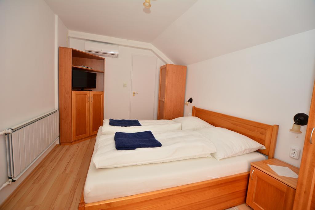 Viragoskert Apartman Hévíz Pokoj fotografie