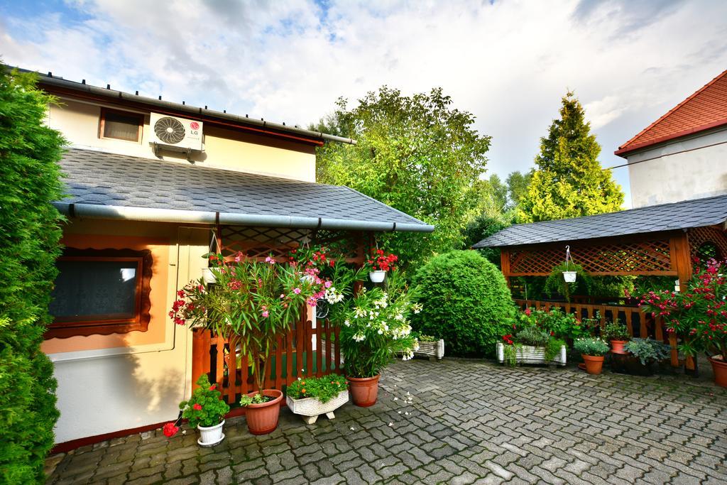 Viragoskert Apartman Hévíz Pokoj fotografie