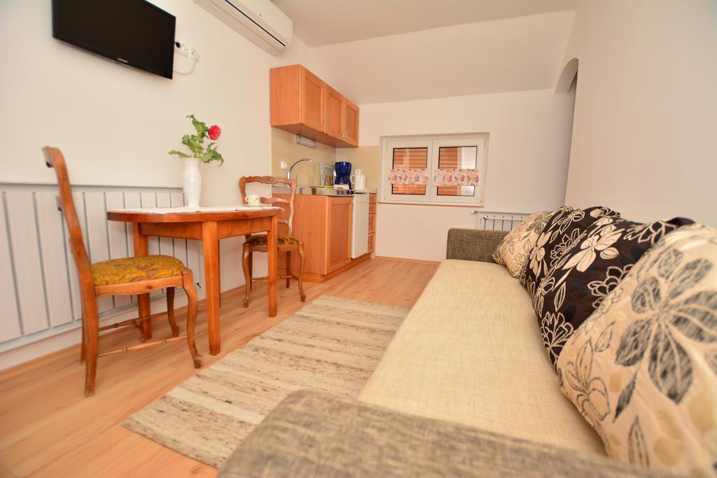Viragoskert Apartman Hévíz Pokoj fotografie