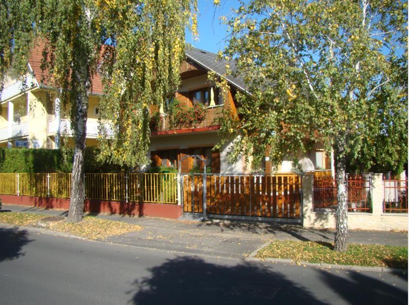 Viragoskert Apartman Hévíz Exteriér fotografie